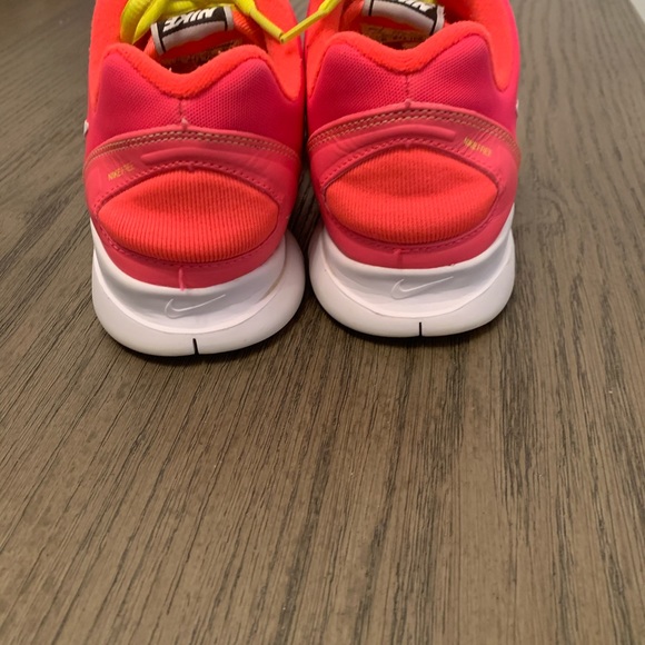 Nike Free Tr Fit Sneakers- Bright Pink - Picture 5 of 7
